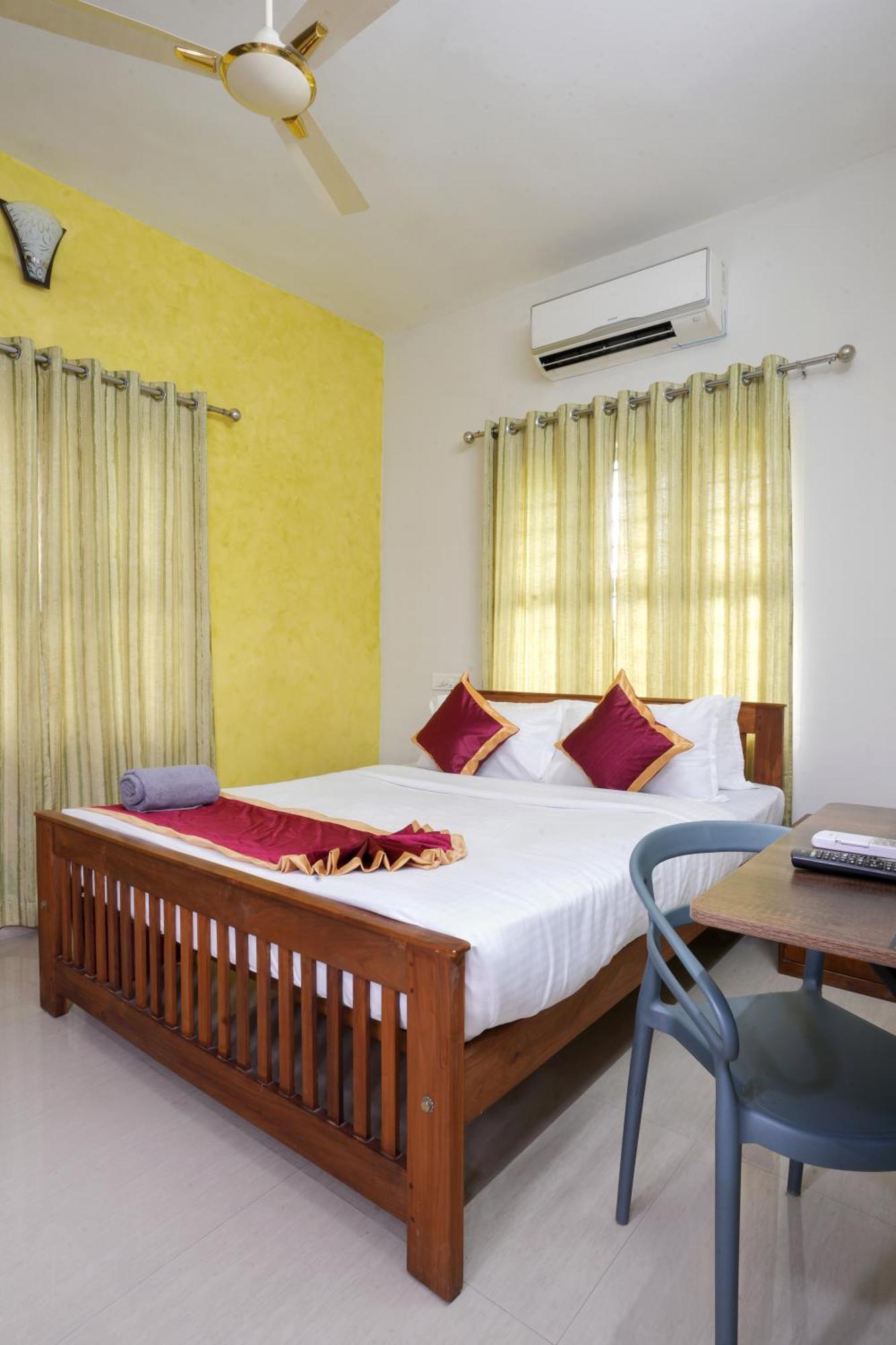 Swapna Home Suites Nedumbassery Exterior photo