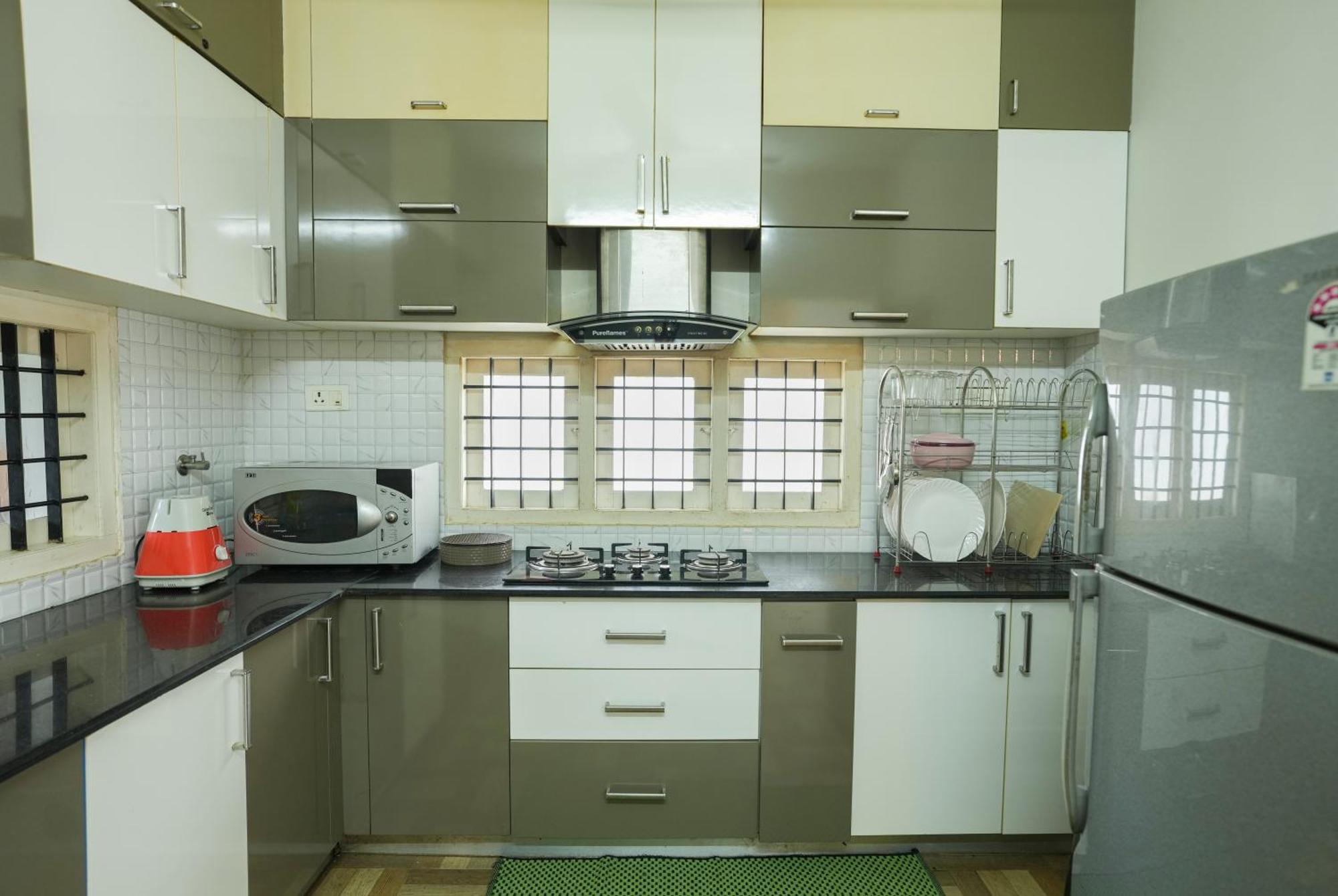 Swapna Home Suites Nedumbassery Exterior photo