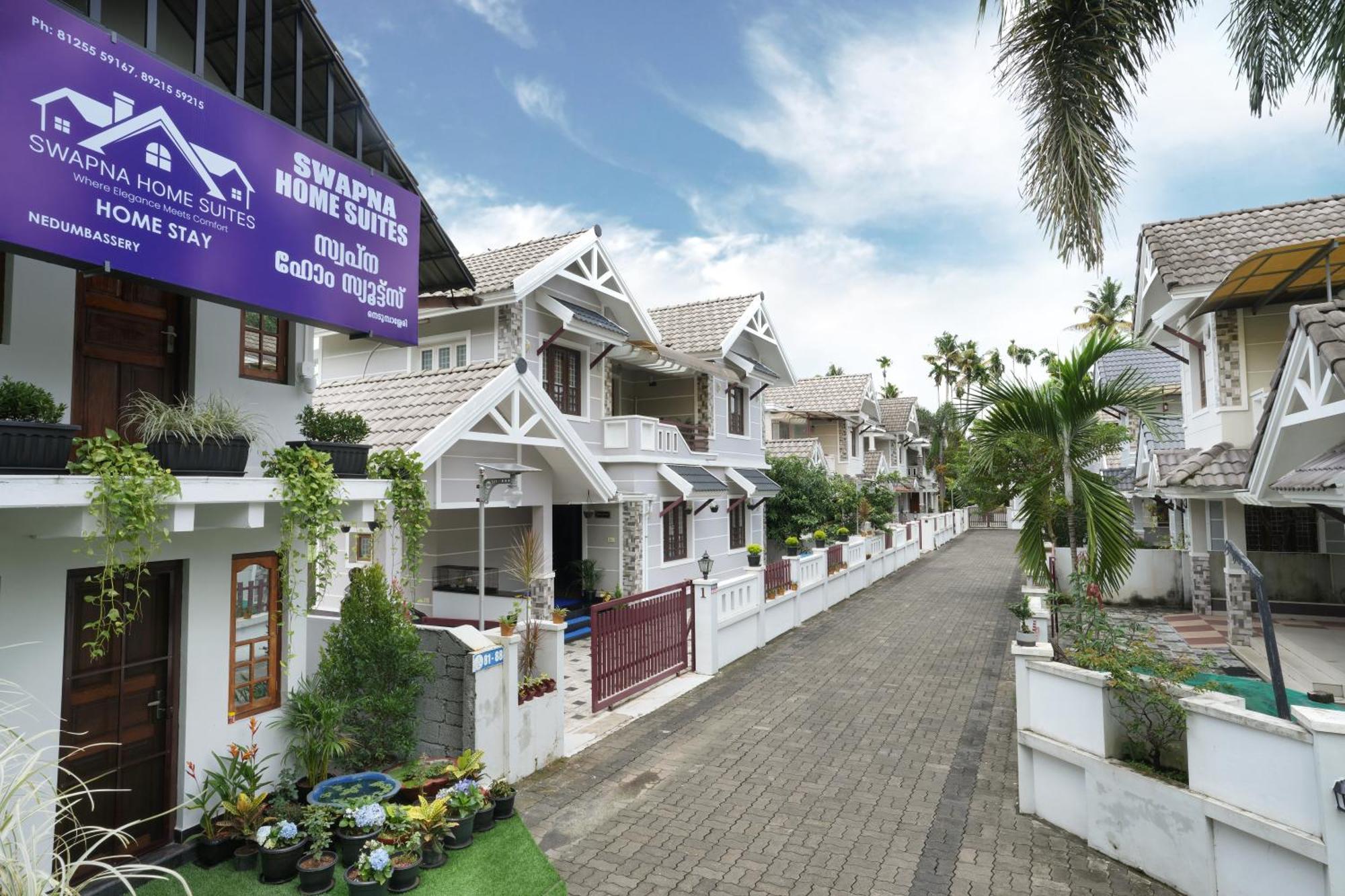 Swapna Home Suites Nedumbassery Exterior photo