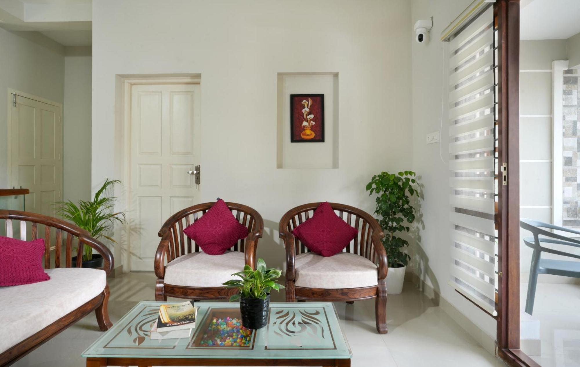 Swapna Home Suites Nedumbassery Exterior photo